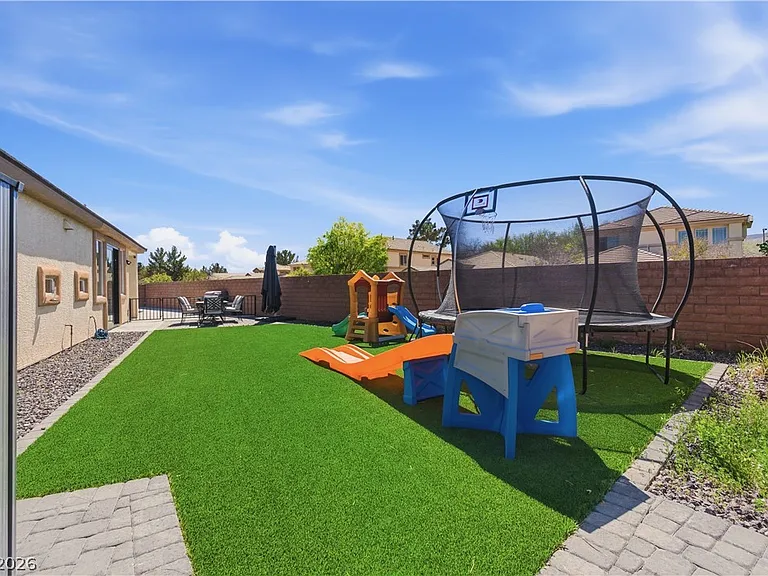 11063 Pegasus Dr — Photo 30