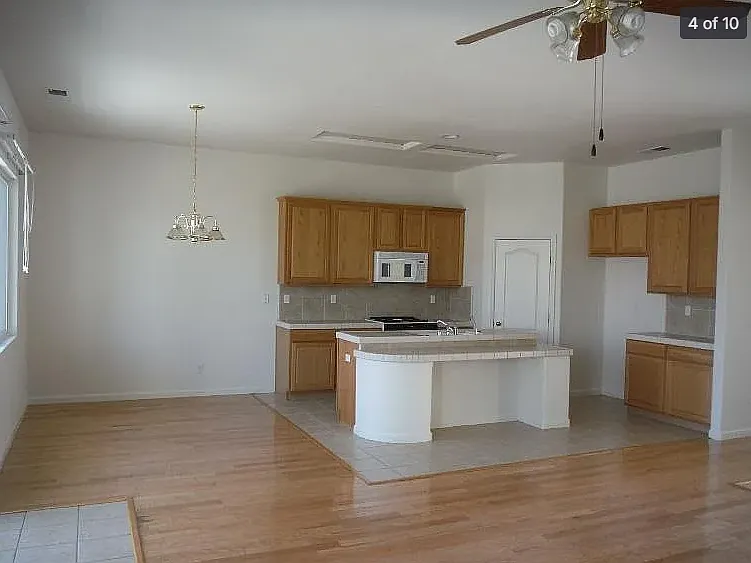 2254 Independence Pl — Photo 4