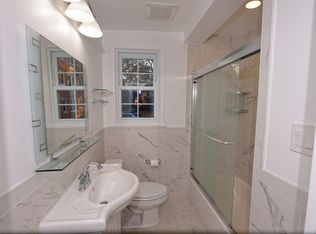 6600 Boulevard Vw APT A1, Alexandria, VA 22307