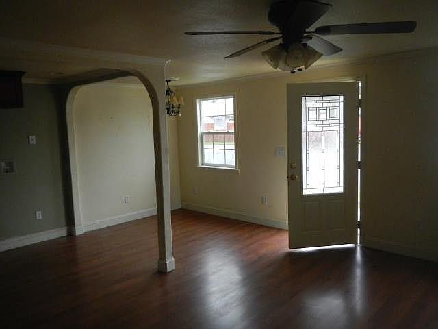 2nd image of 1512 Walbridge St