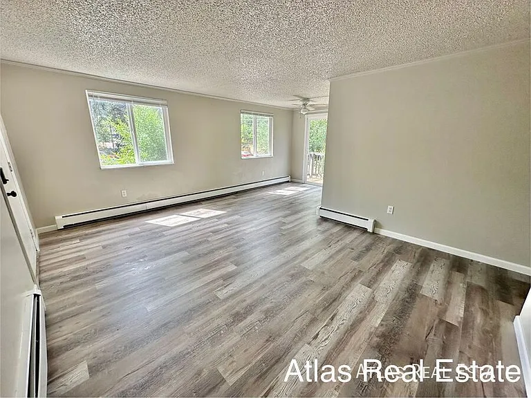 459 El Paso Blvd #A — Photo 2