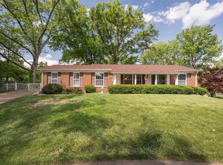 7 Edinburg Ct, Florissant, MO