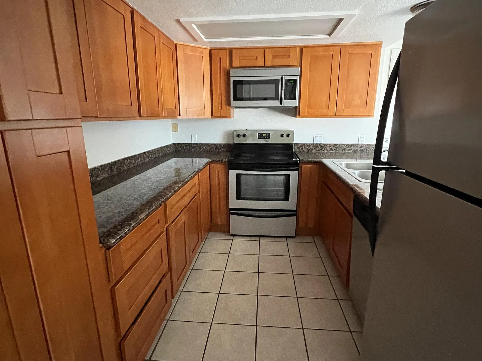 Unit 31C - 1 — Photo 4