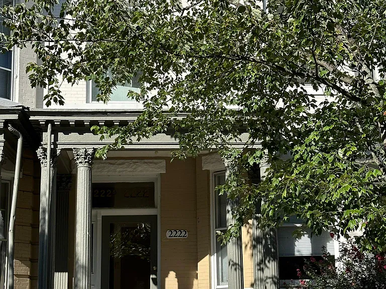 2222 W Grace St #2 — Photo 4