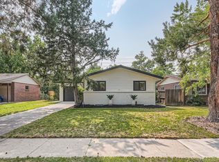851 S Holly St, Denver, CO 80246