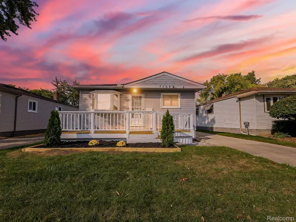 7269 Gerald Ave, Warren, MI 48092