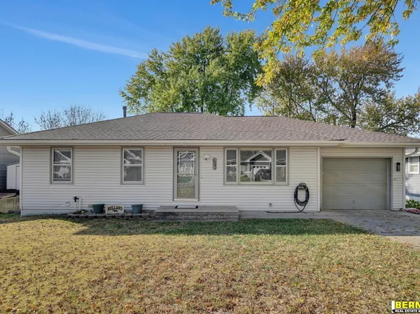 1241 N 13th St, Nebraska City, NE 68410