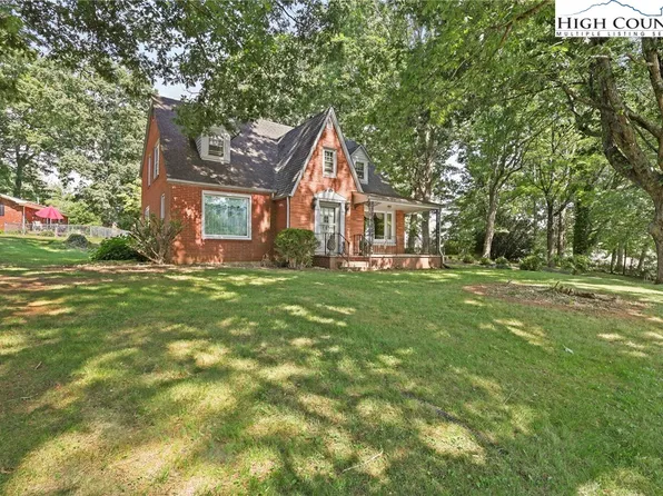 136 Wade Bare Road, Jefferson, NC 28640