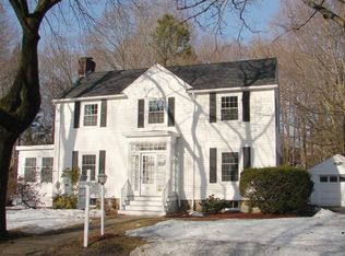 28 Riverina Rd, Andover, MA 01810