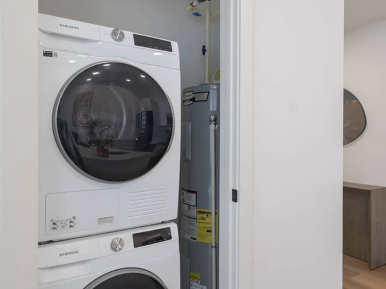 Front Loader Washer & Dryer