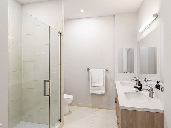 4th image of 14311 Biscayne Blvd #10537161