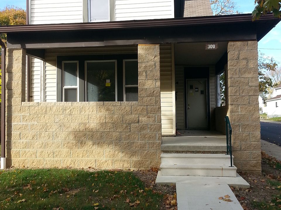 1st image of 300 Harker St