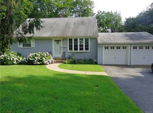 5 Ludvigh Rd, Bardonia, NY 10954