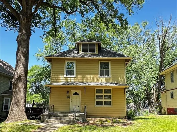 2819 Sacramento St, Saint Joseph, MO 64507