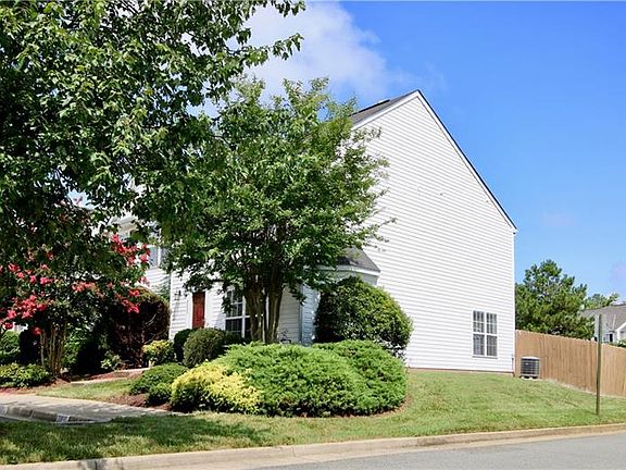 4th image of 8000 Grassmount Ct