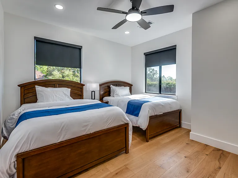 10923 Marsh Ln — Photo 44