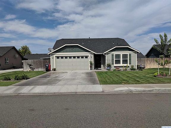 2nd image of 6405 Glacier Peak Dr