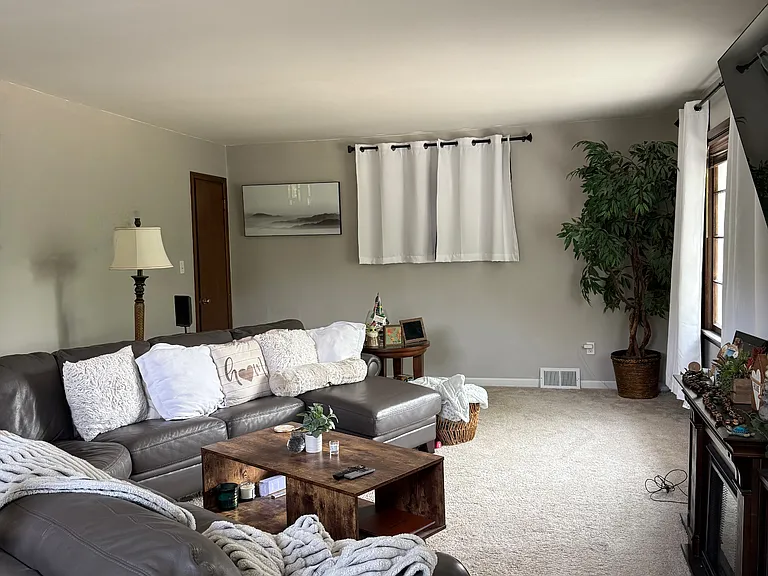 809 Croghan Ave #2 — Photo 13