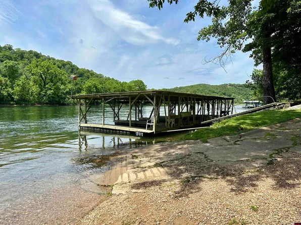 204 Newlands Cir, Lakeview, AR 72642