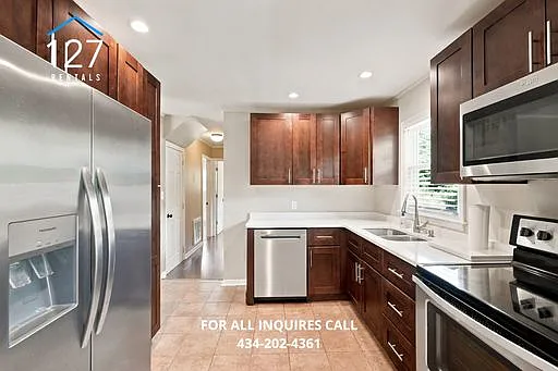13 Avondale Dr — Photo 4