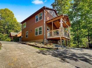 1012 Ravens Ford Way, Sevierville, TN 37876