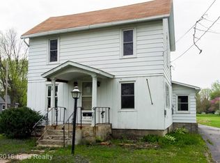 918 16th St, Perry, IA 50220