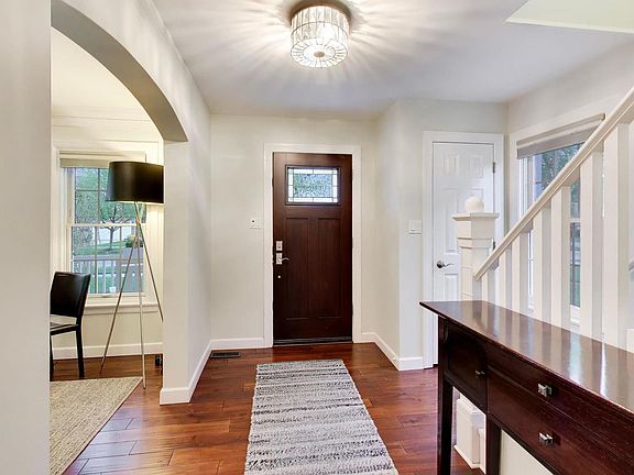 5th image of 4413 Harvey Ave