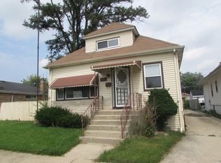 3307 Adams St, Bellwood, IL 60104