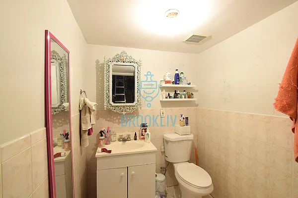 Rented by null | media 24