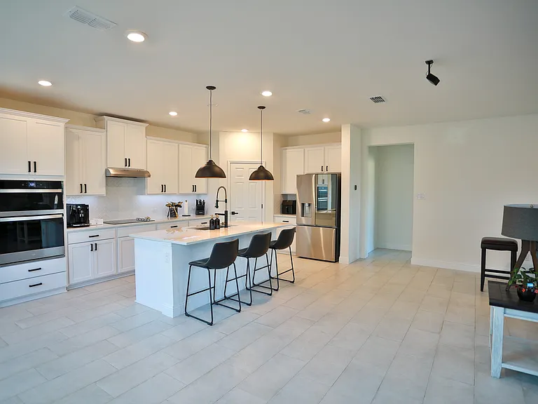 2412 Wheeler Ave — Photo 7