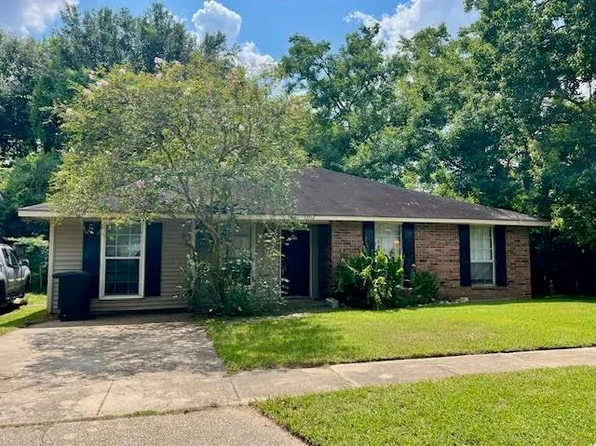 13712 Basin Ct, Baton Rouge, LA 70810