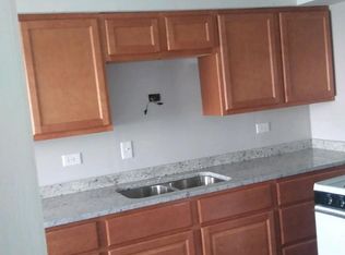 10380 Michael Todd Ter APT GW, Glenview, IL 60025