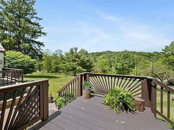 4th image of 3672 Saxonburg Blvd