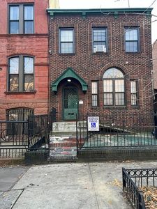 654 Jefferson Ave, Brooklyn, NY, 11221