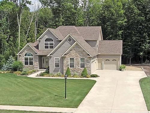 1st image of 5810 Emerald Lakes Dr