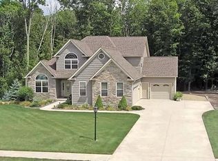 5810 Emerald Lakes Dr, Medina, OH 44256