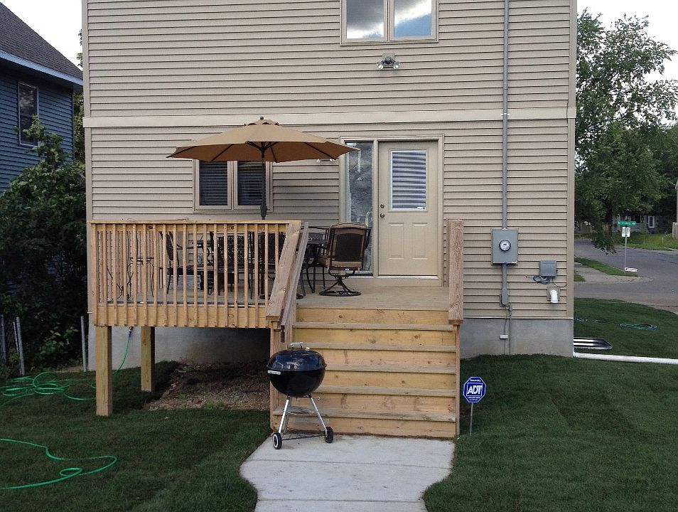 2nd image of 3301 Irving Ave N