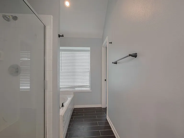 311 N Esplanade Ln — Photo 38