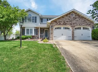 1501 McCoy Dr, Edwardsville, IL 62025