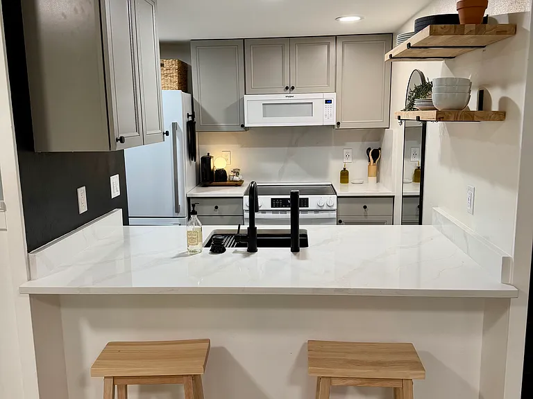 2340 Sentry Dr — Photo 15