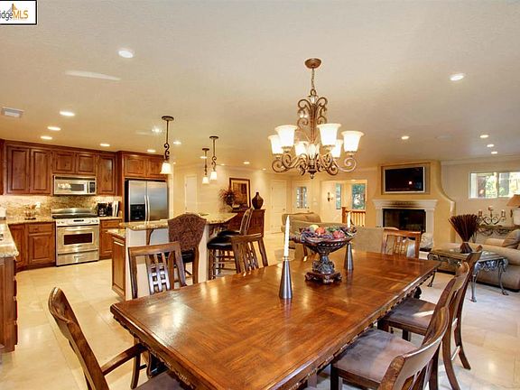 5th image of 11641 Kyburz Dr