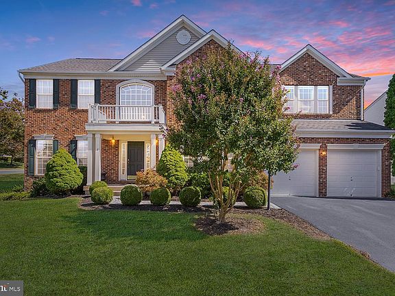 2nd image of 1 Colechester Ct