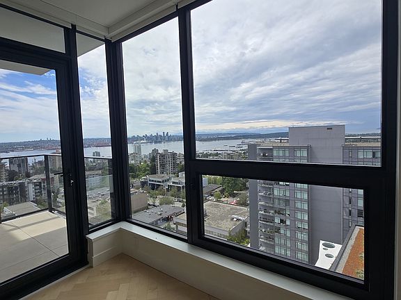 3rd image of 135 E 13th St #1504