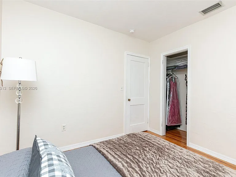 5760 SW 51st St — Photo 21