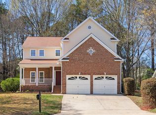 829 Penncross Dr, Raleigh, NC 27610