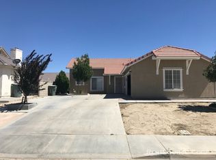 2501 Summerchase Ave, Rosamond, CA 93560