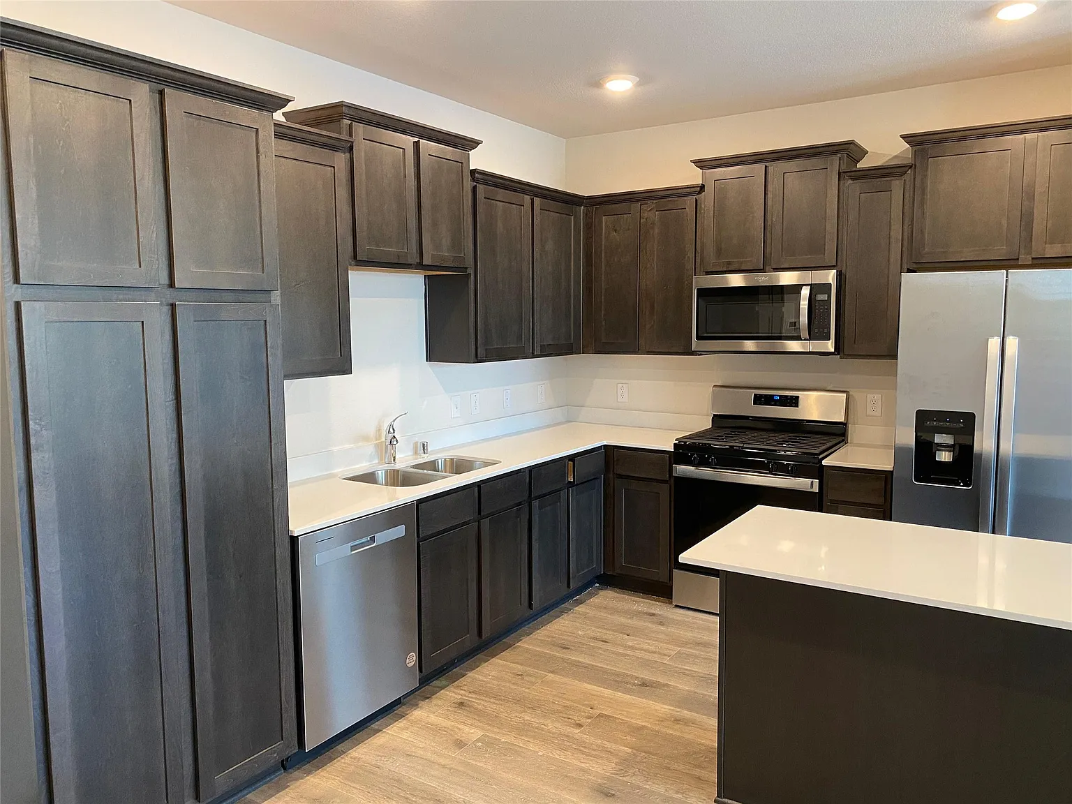 2212 Lasso Ct photo 1