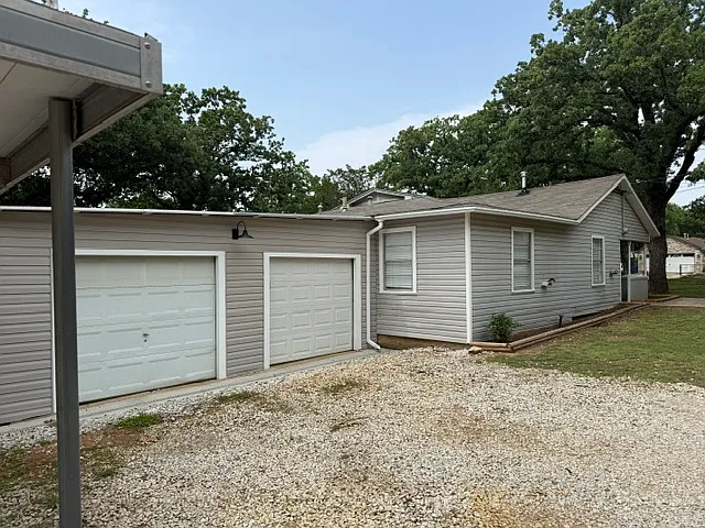 Building Photo - 3302 S Briery Rd