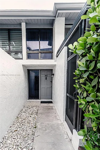 19200 NE 25th Ave #322C Photo 1