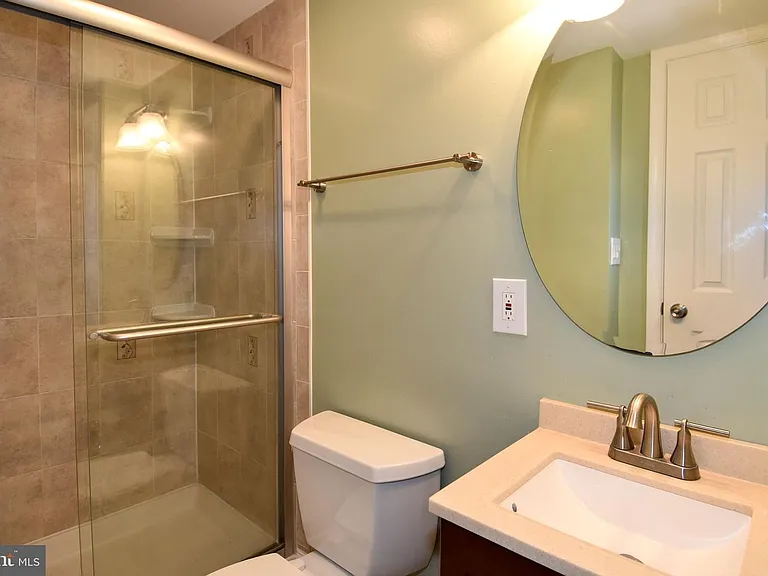 4037 Broadwire Dr — Photo 41